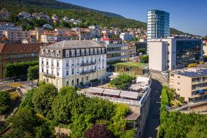 Hôtel Alpes et Lac Neuchâtel